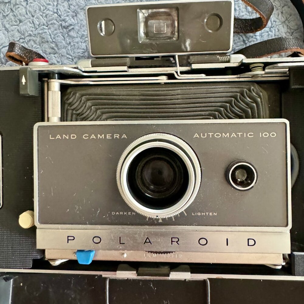 Vintage Polaroid Land camera 100 - Picture 2 of 8